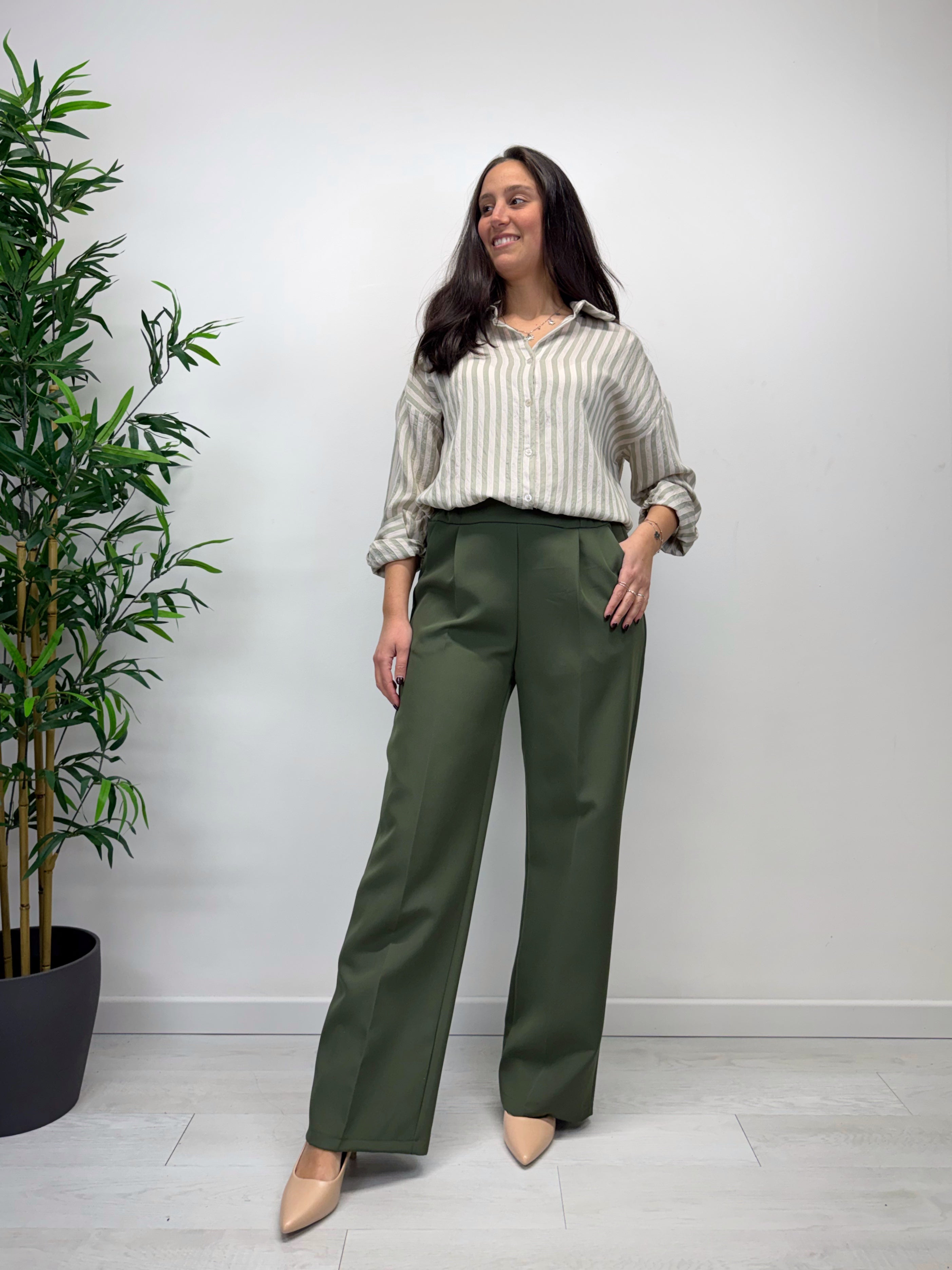 Pantaloni a palazzo DORA verde militare