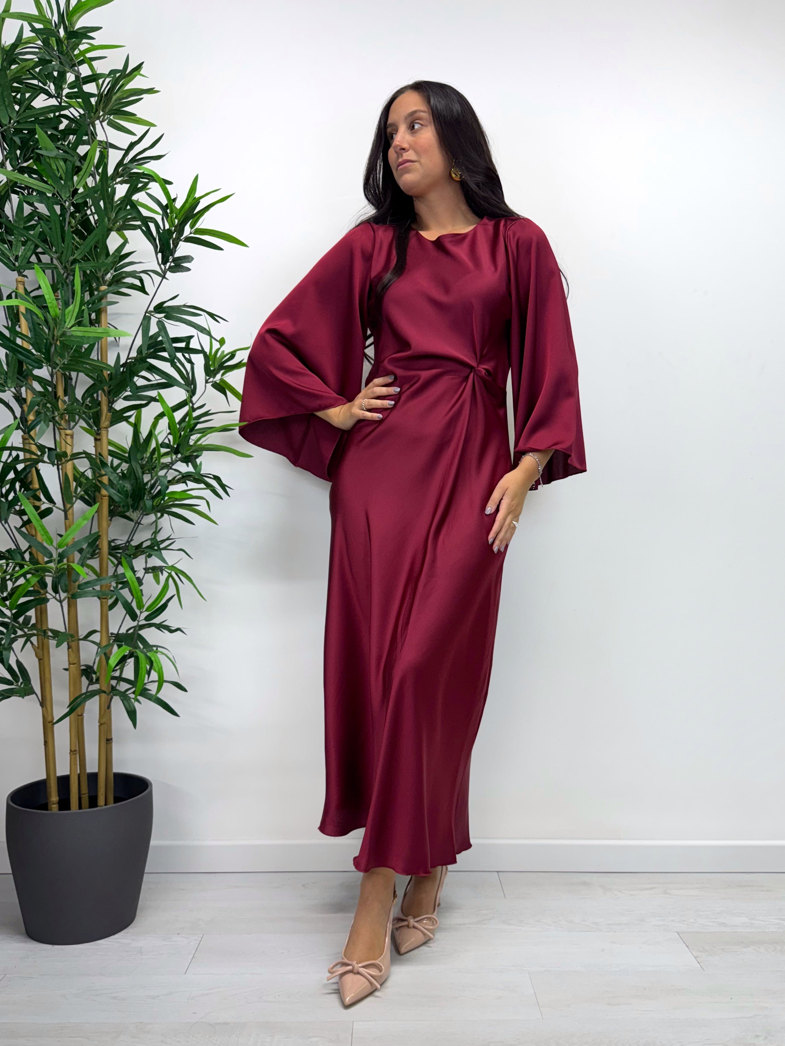 Abito con nodo fragola