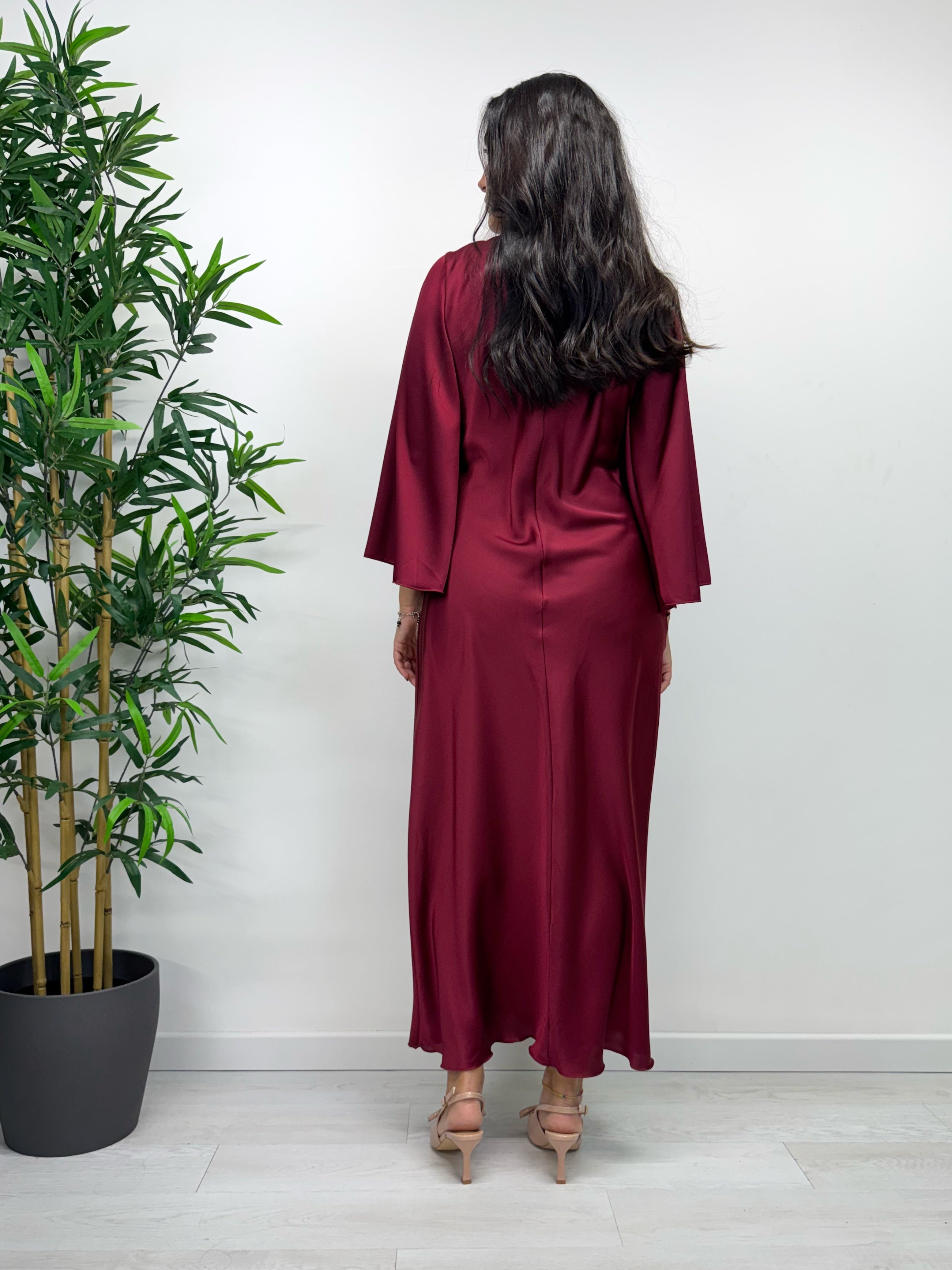 Abito con nodo fragola