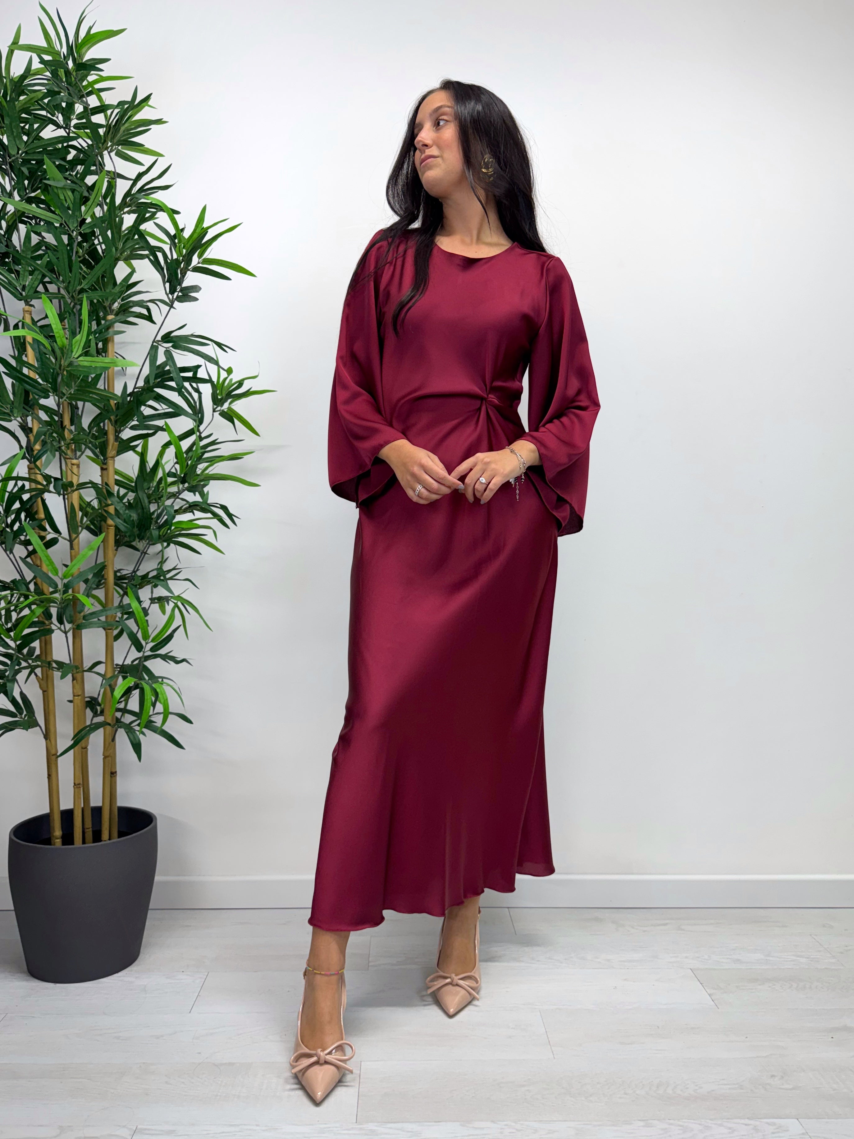 Abito con nodo fragola