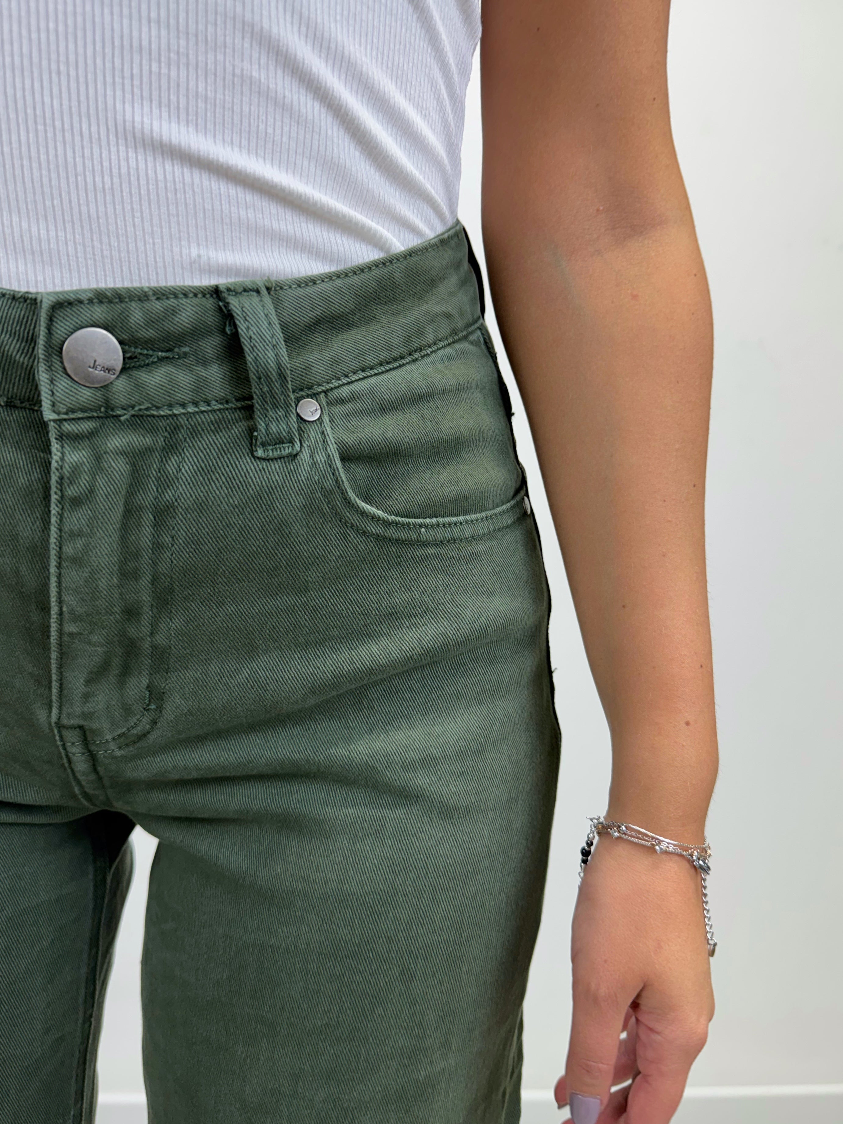 Jeans a palazzo verde militare