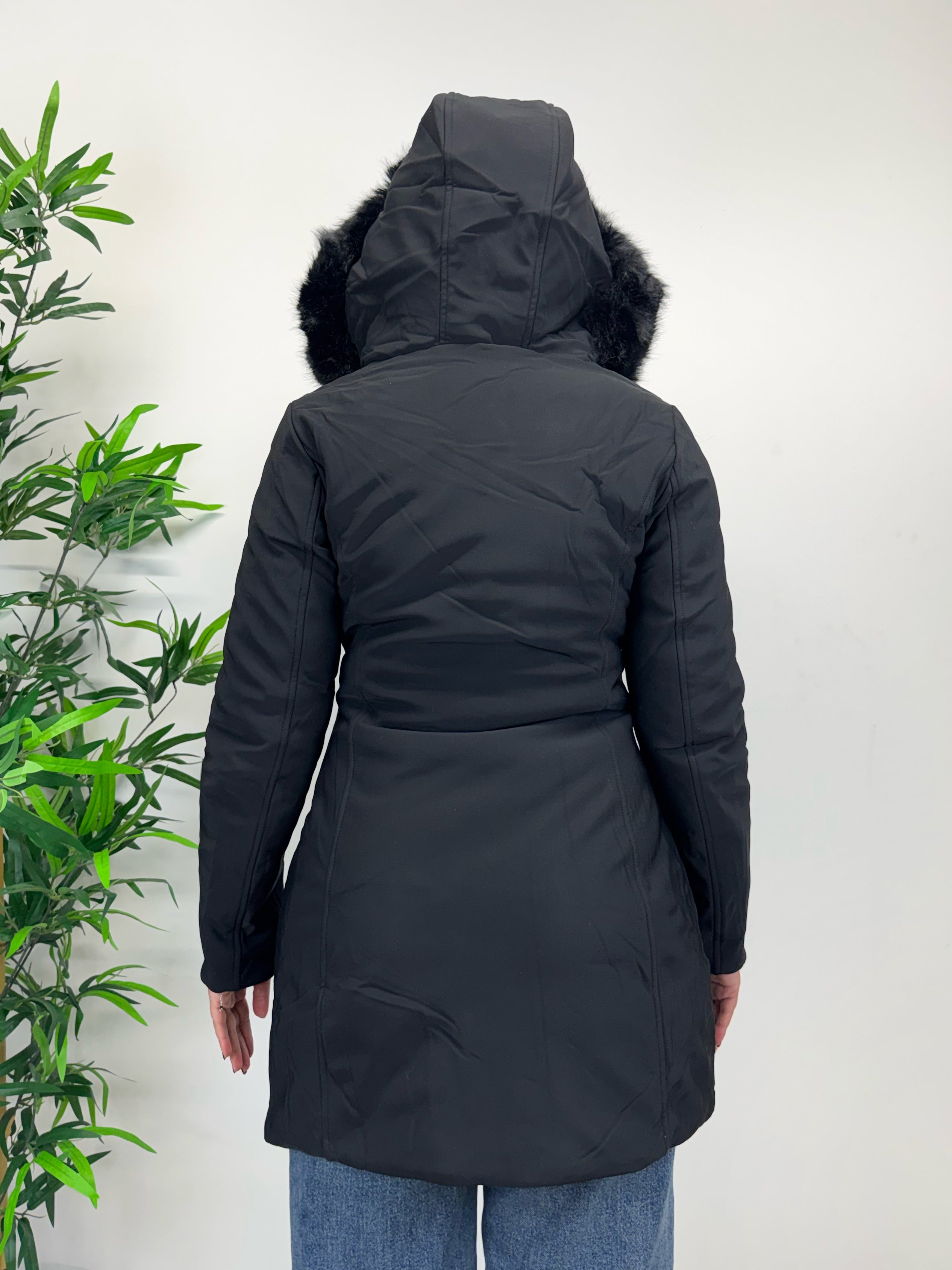 Parka slim fit con pelliccia removibile