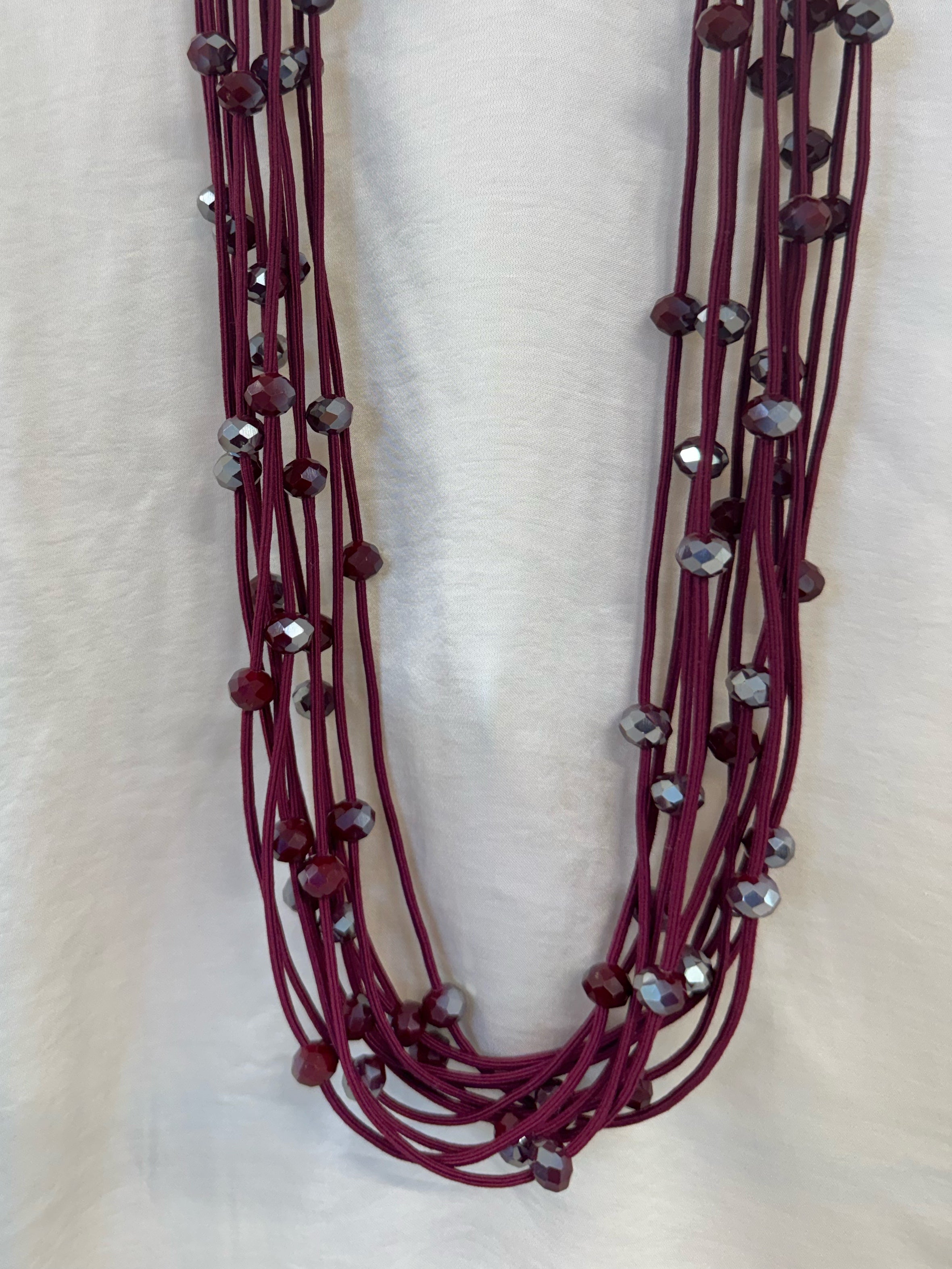 Collana a fili MORGANA