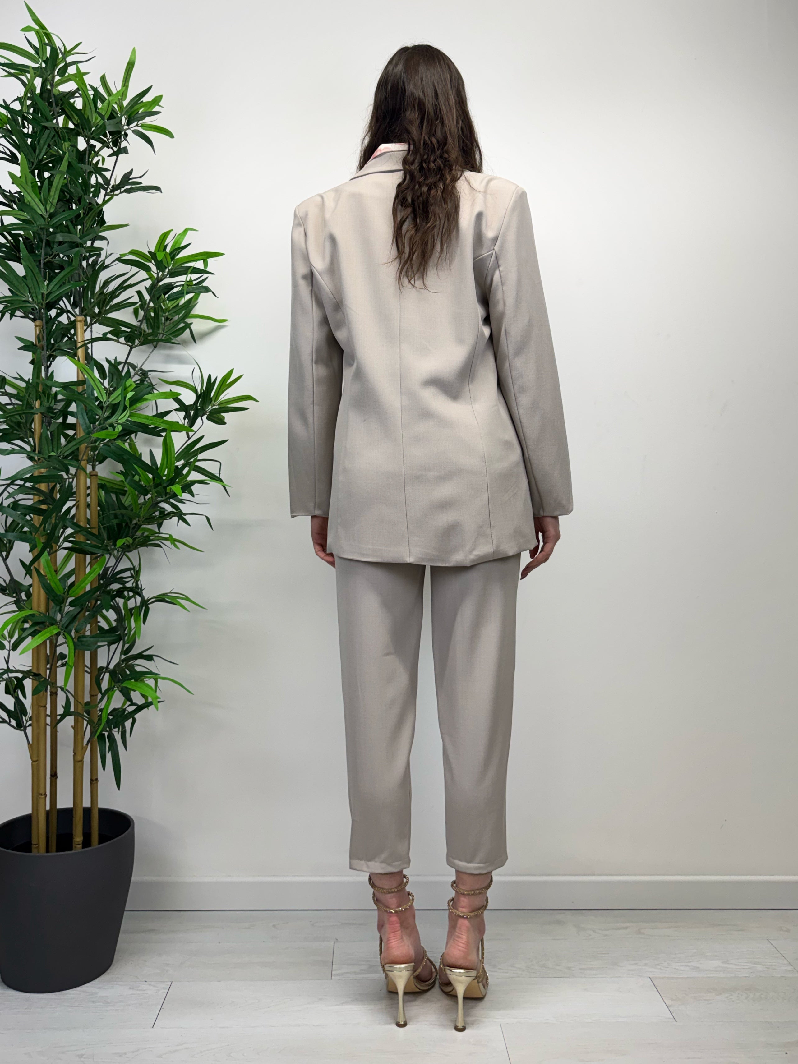 Tailleur CLARISSA taupe