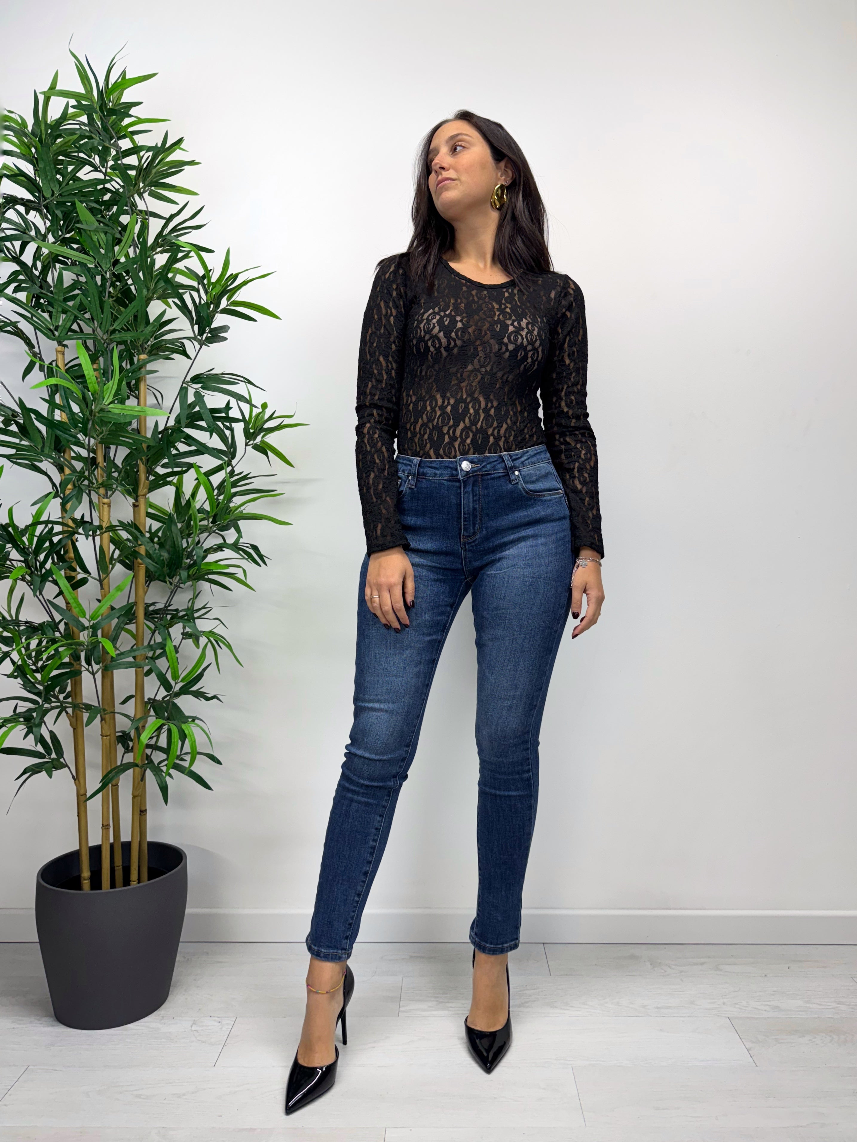 Skinny jeans lavaggio medio