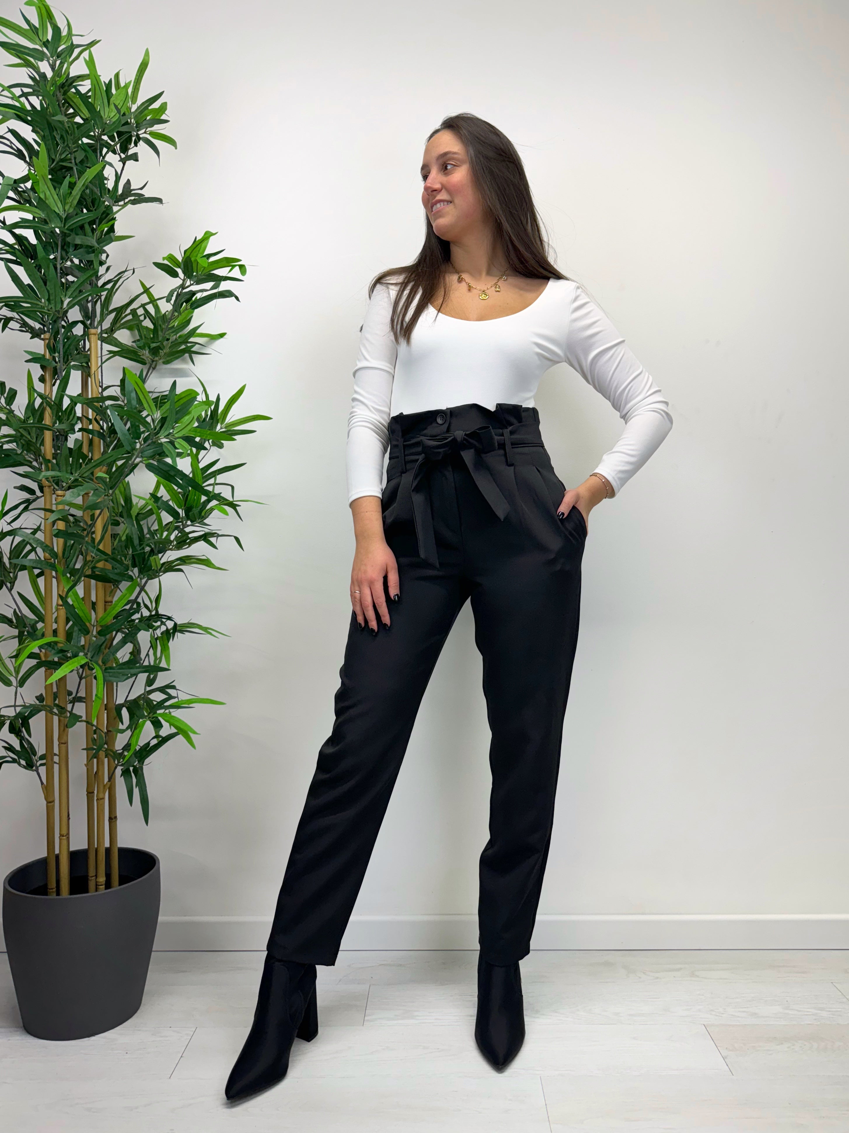 Pantaloni fiocco nero