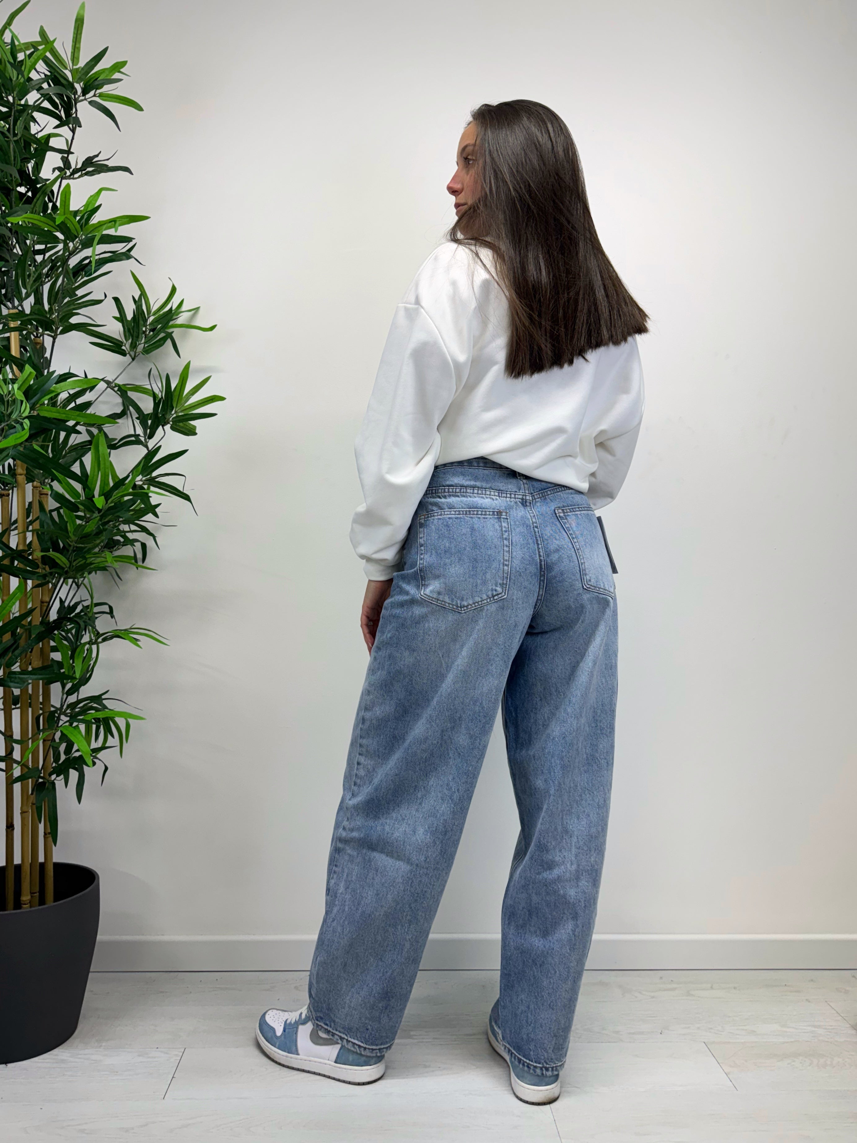 Jeans balloon con lacci