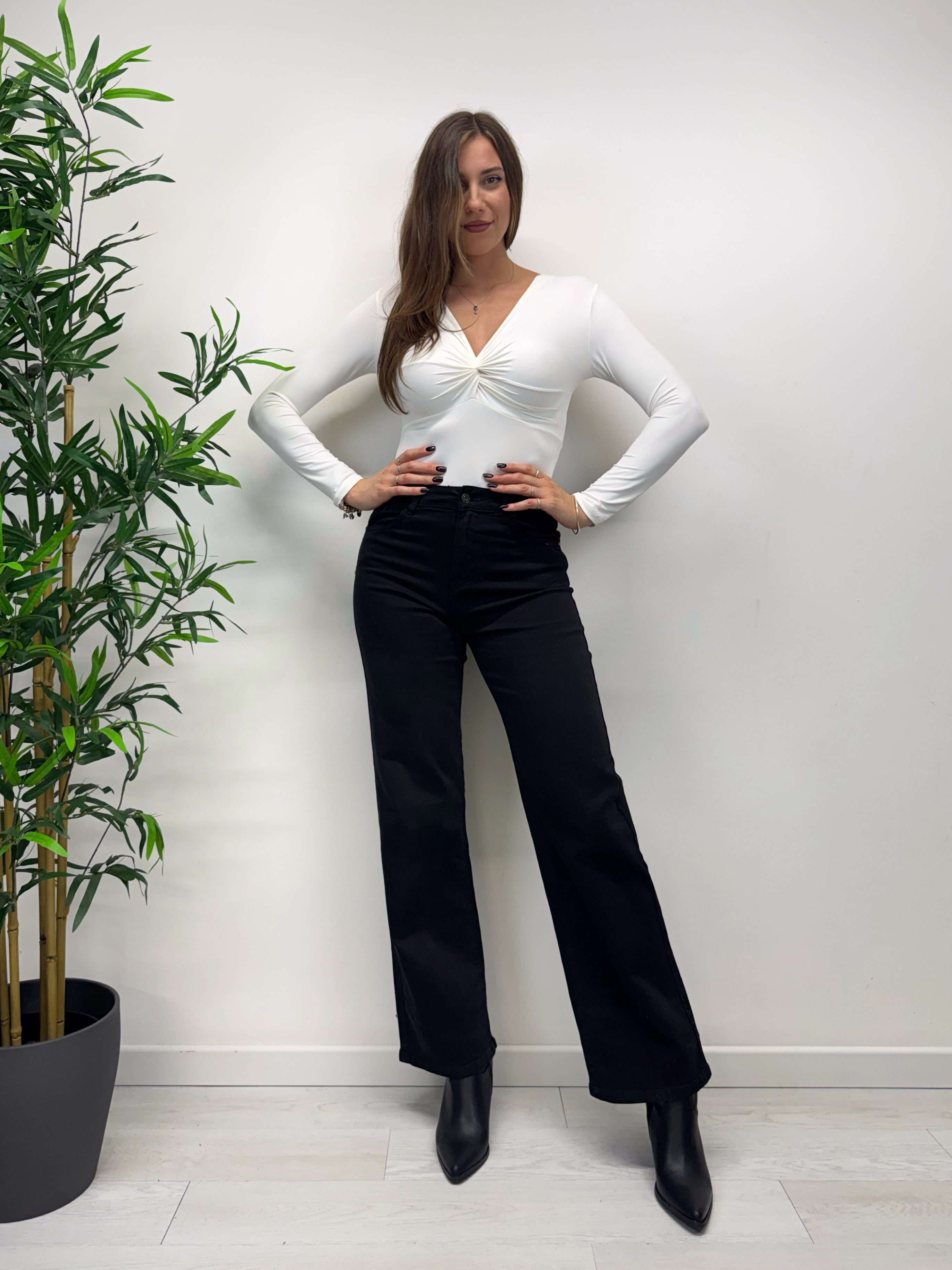 Jeans a palazzo nero