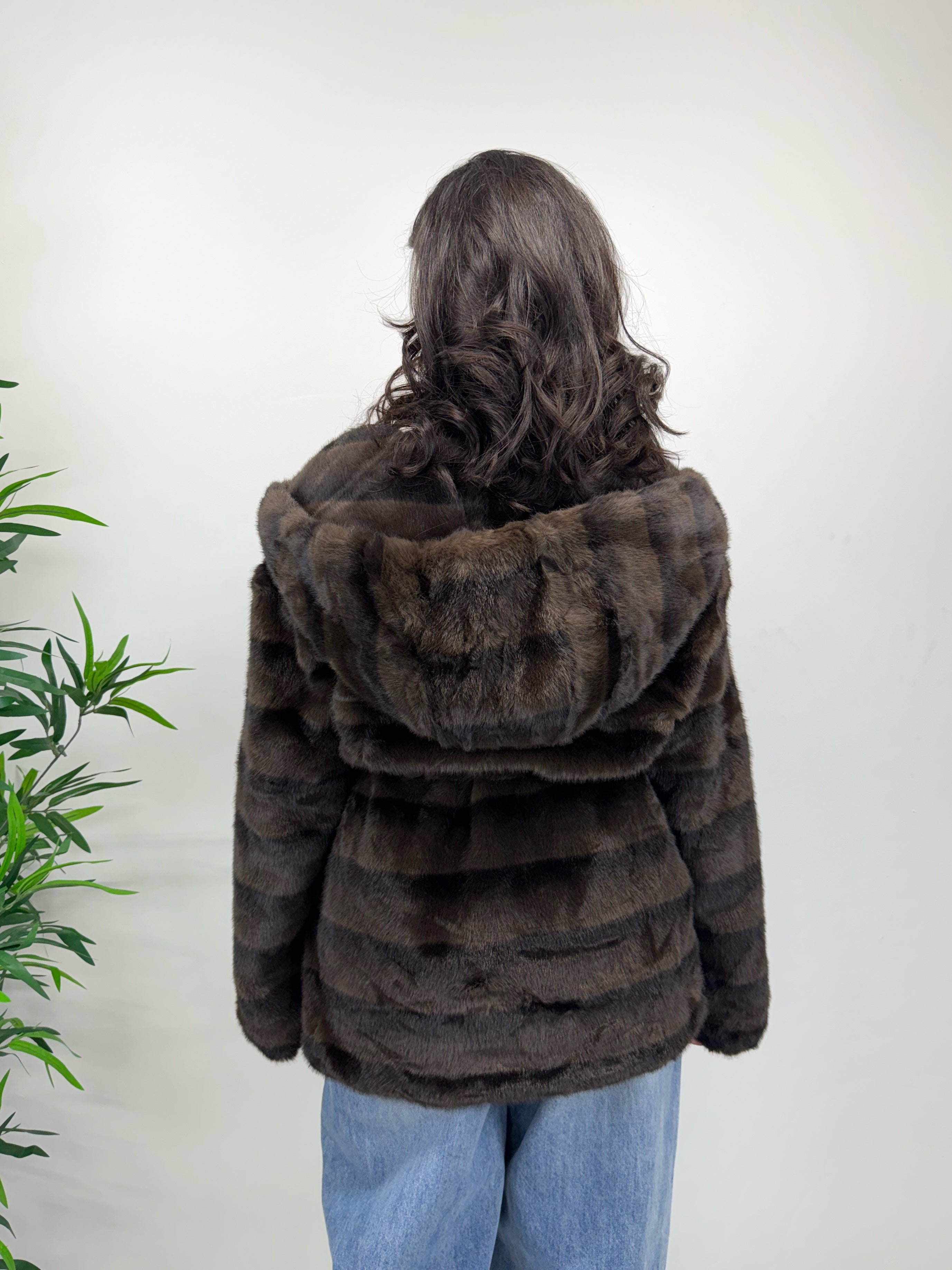 Pellicciotto ecologico caffè