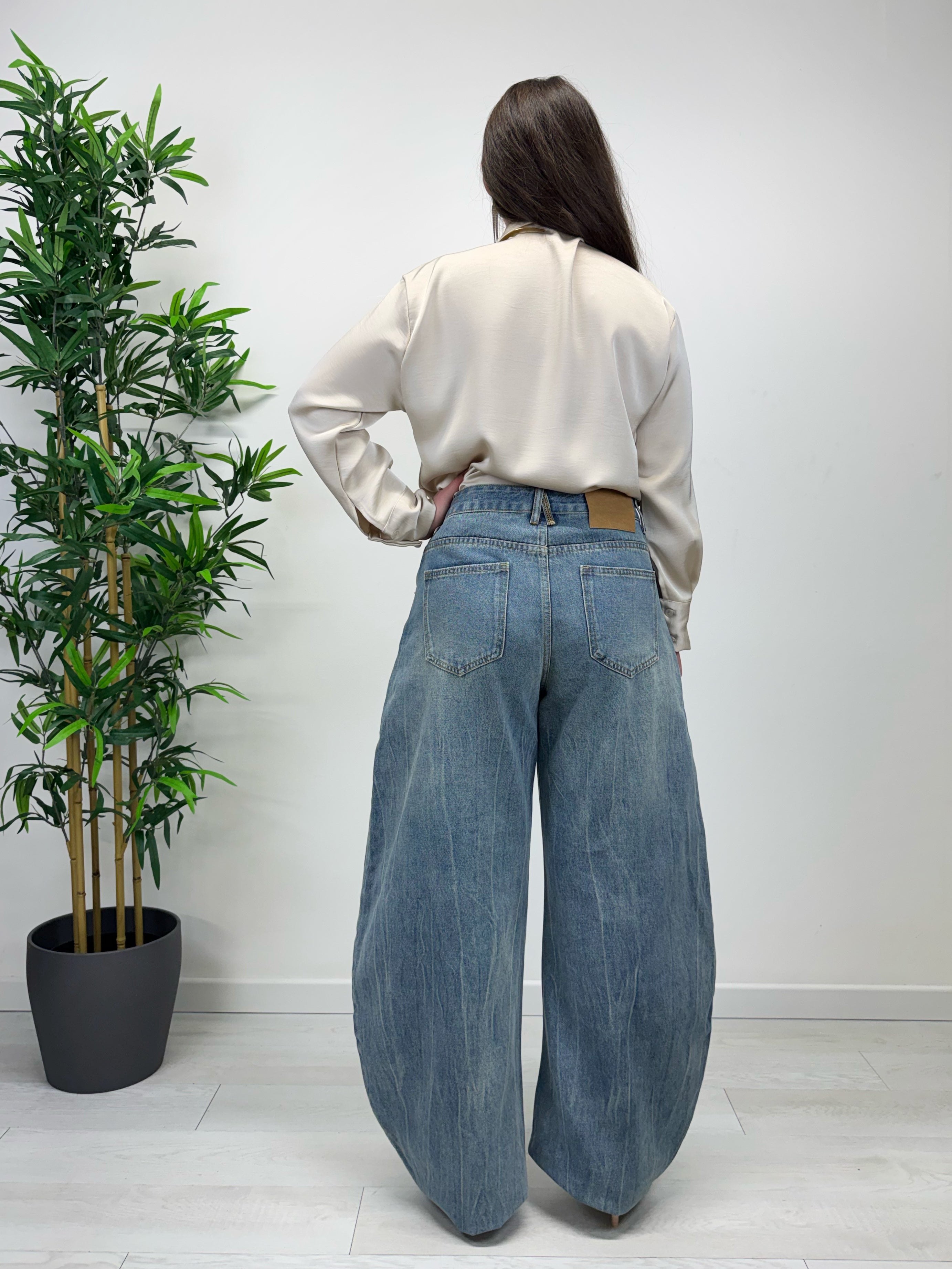 Jeans barrel lavaggio medio chiaro