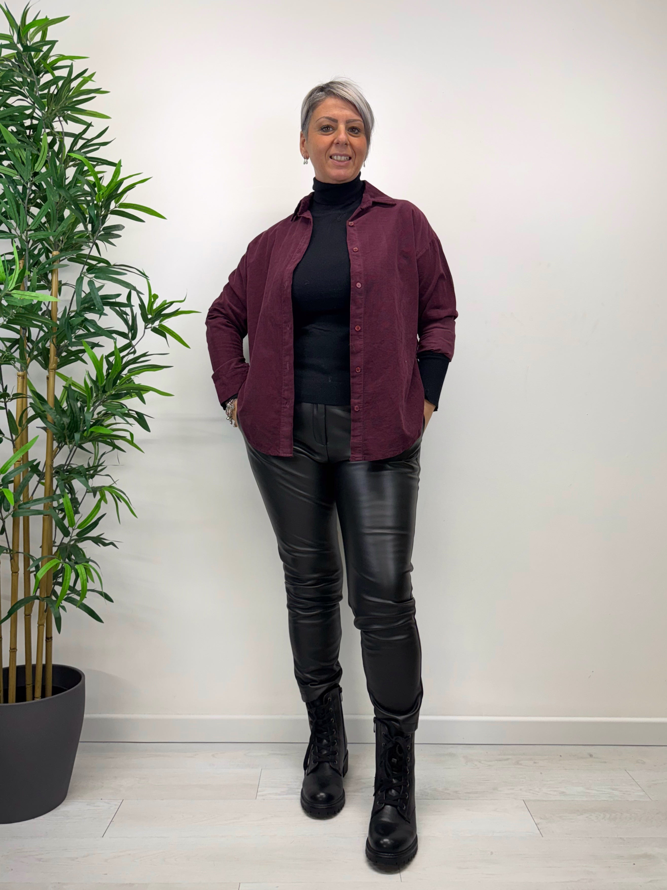 Pantaloni in ecopelle