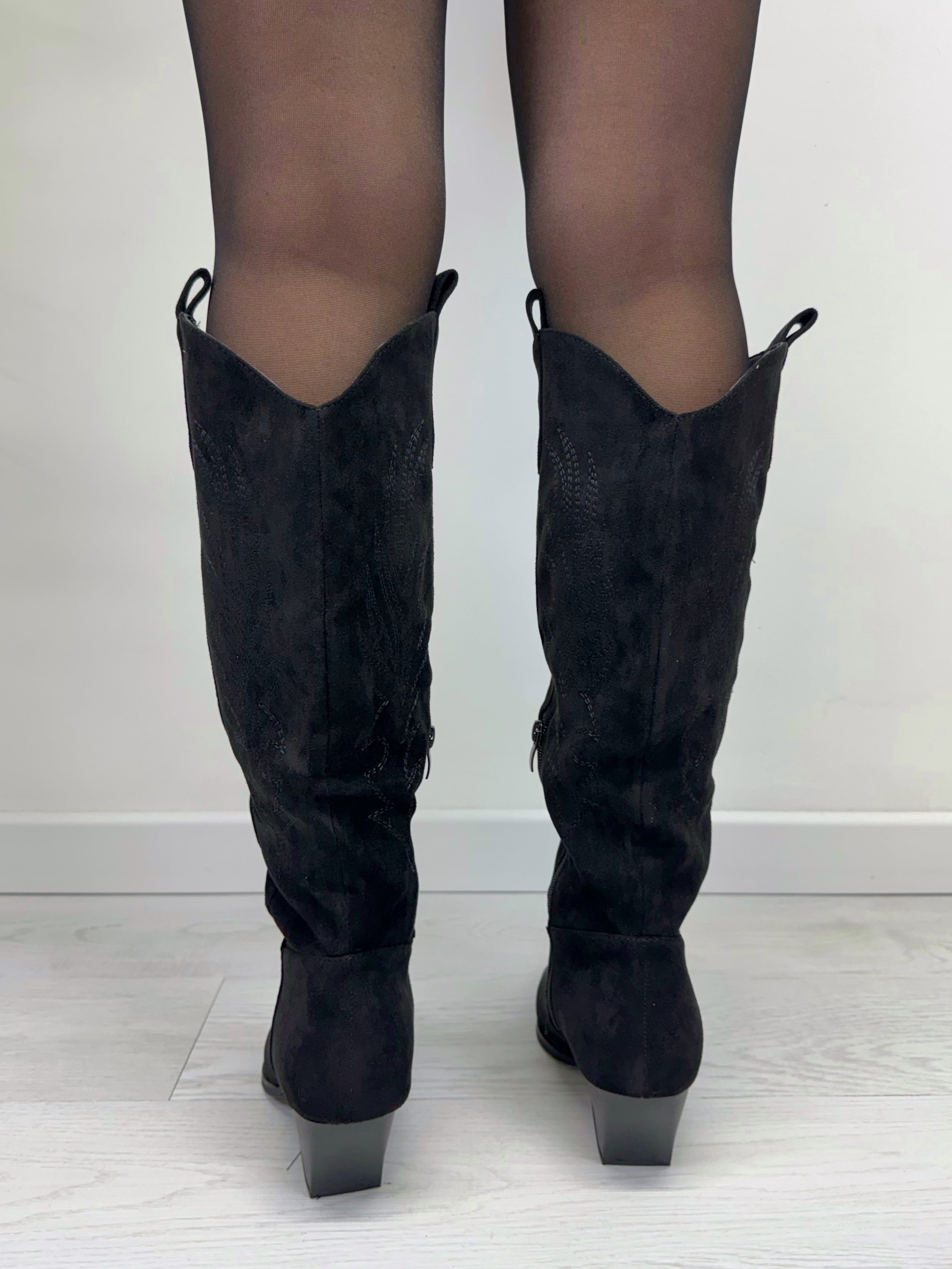Texano scamosciato nero