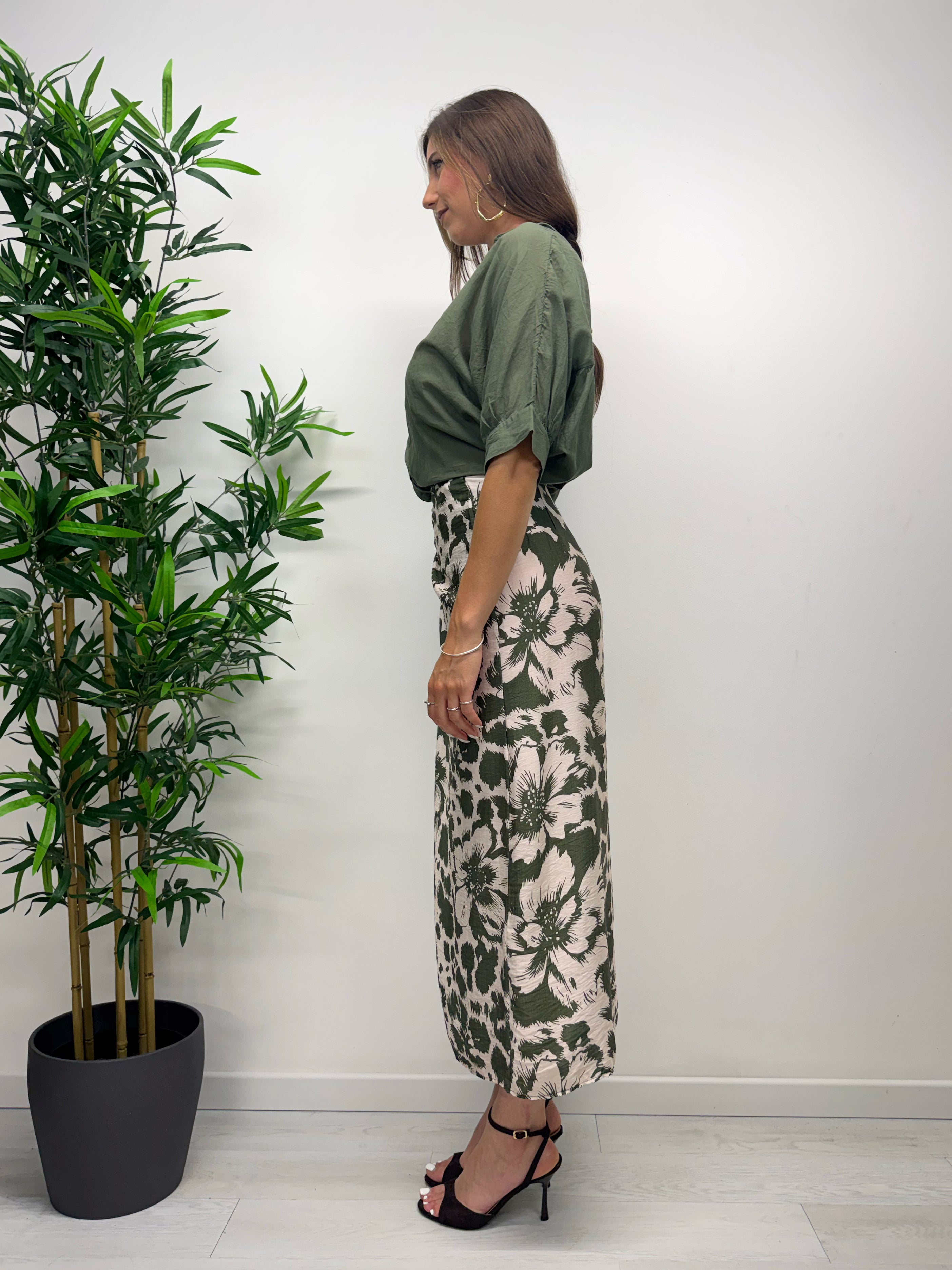 Gonna lunga a pareo bianco e verde militare