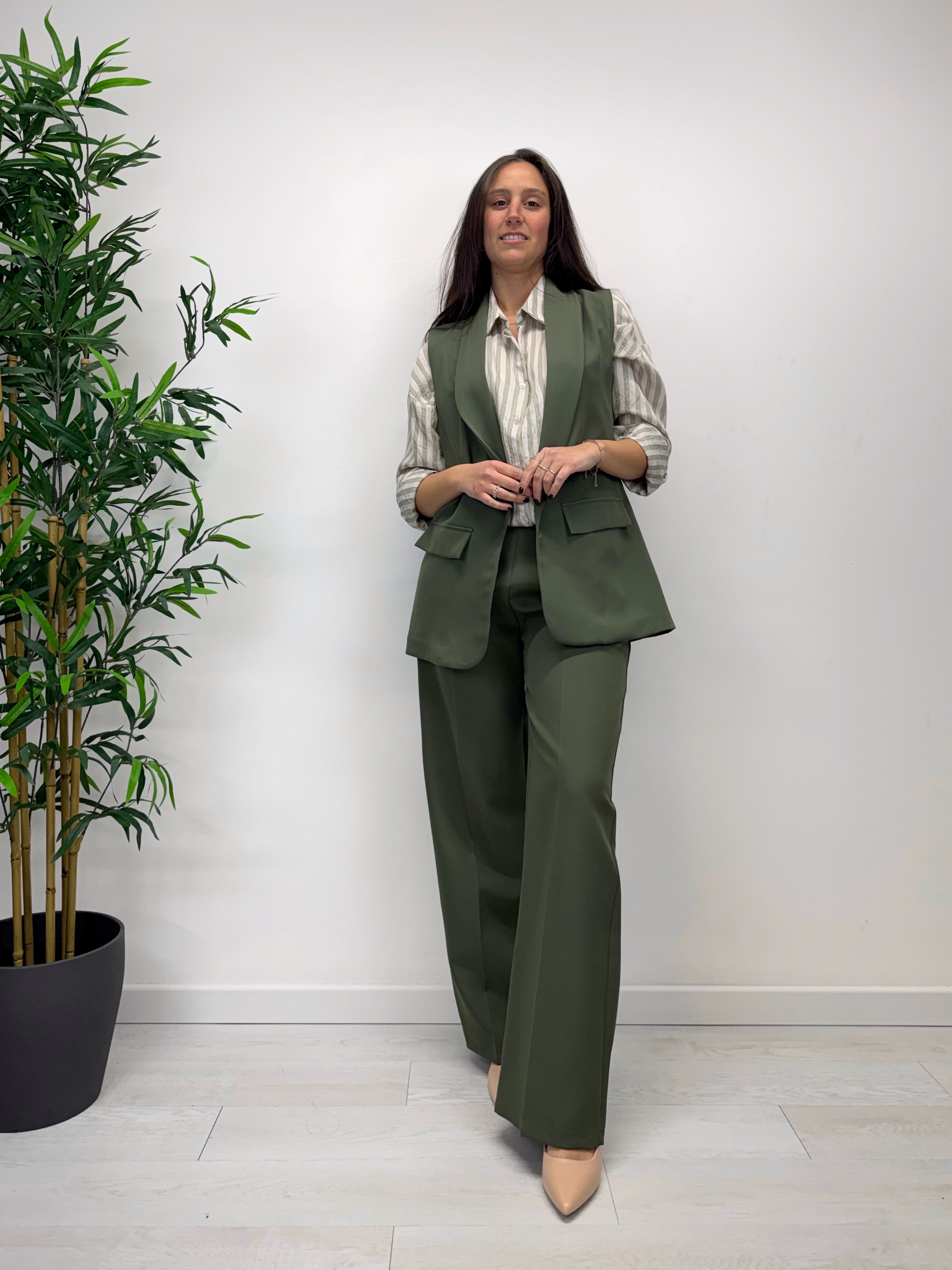 Pantaloni a palazzo DORA verde militare