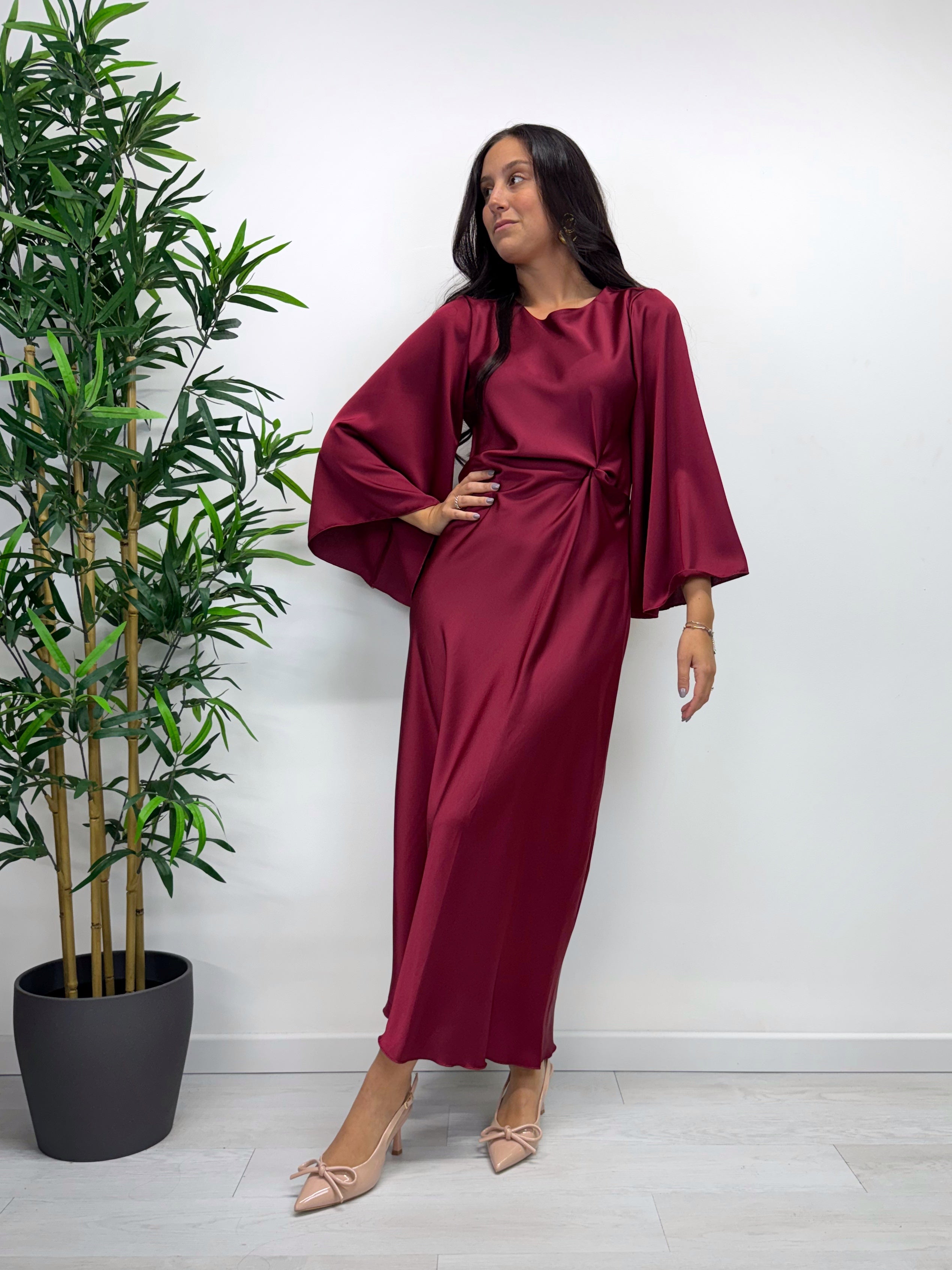 Abito con nodo fragola