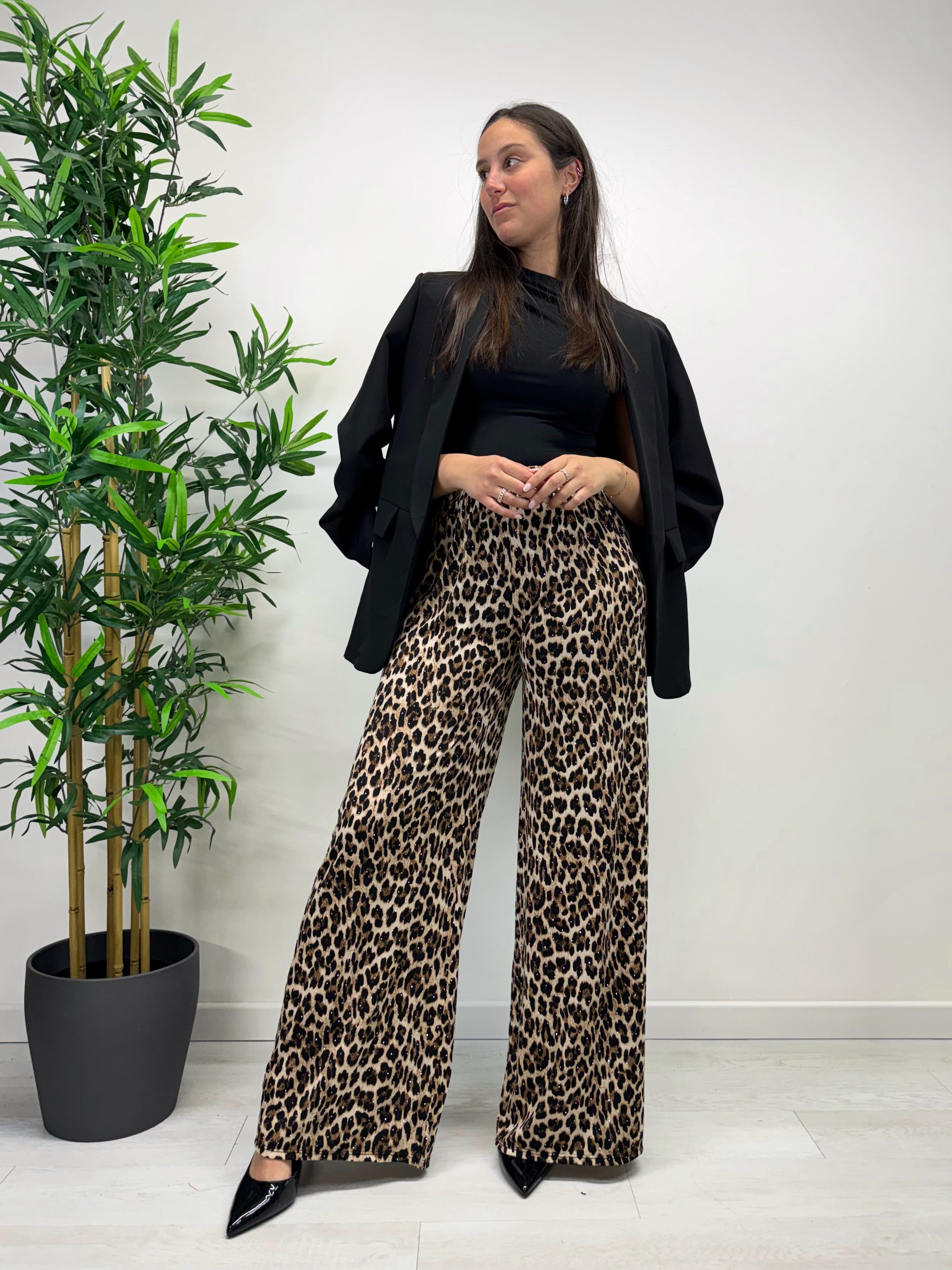 Pantapalazzo leopardato con strass