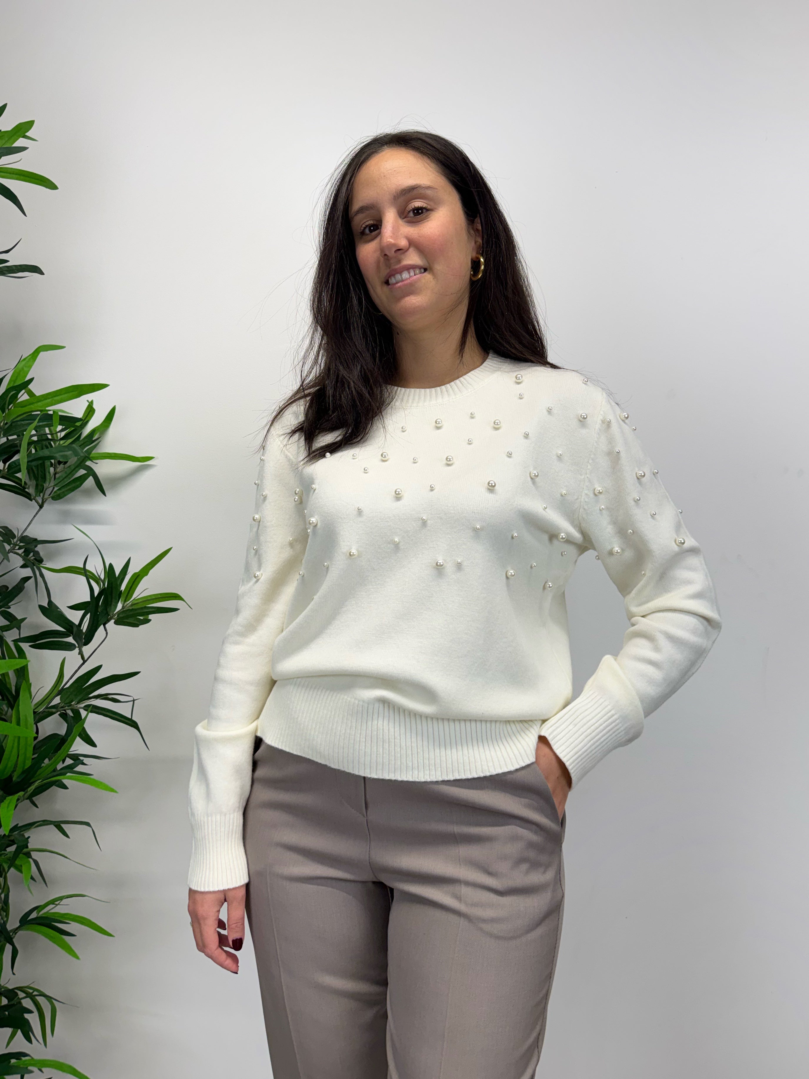 Maglioncino con perle panna