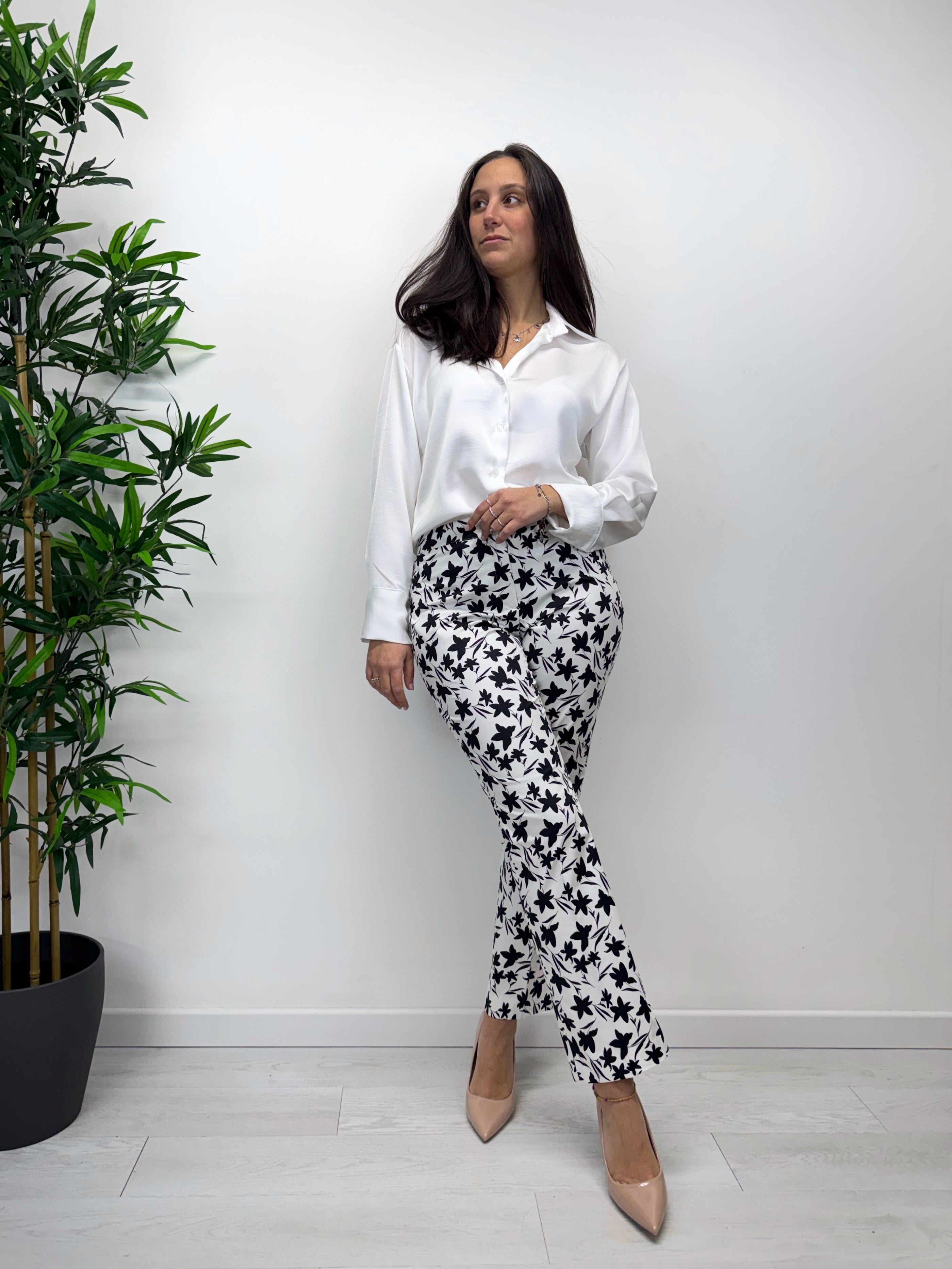 Pantaloni BLACK FLOWERS