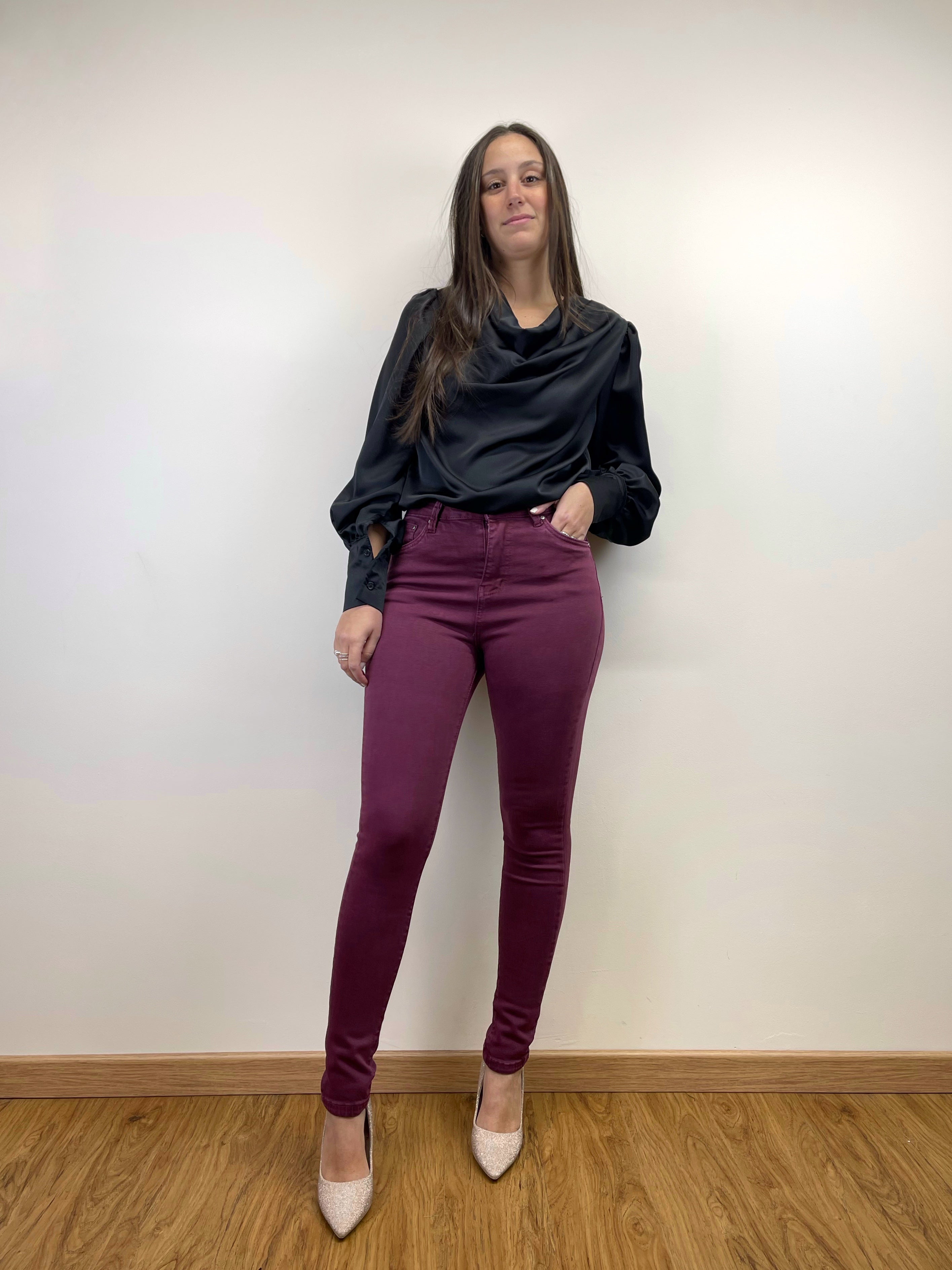 skinny jeans borgogna