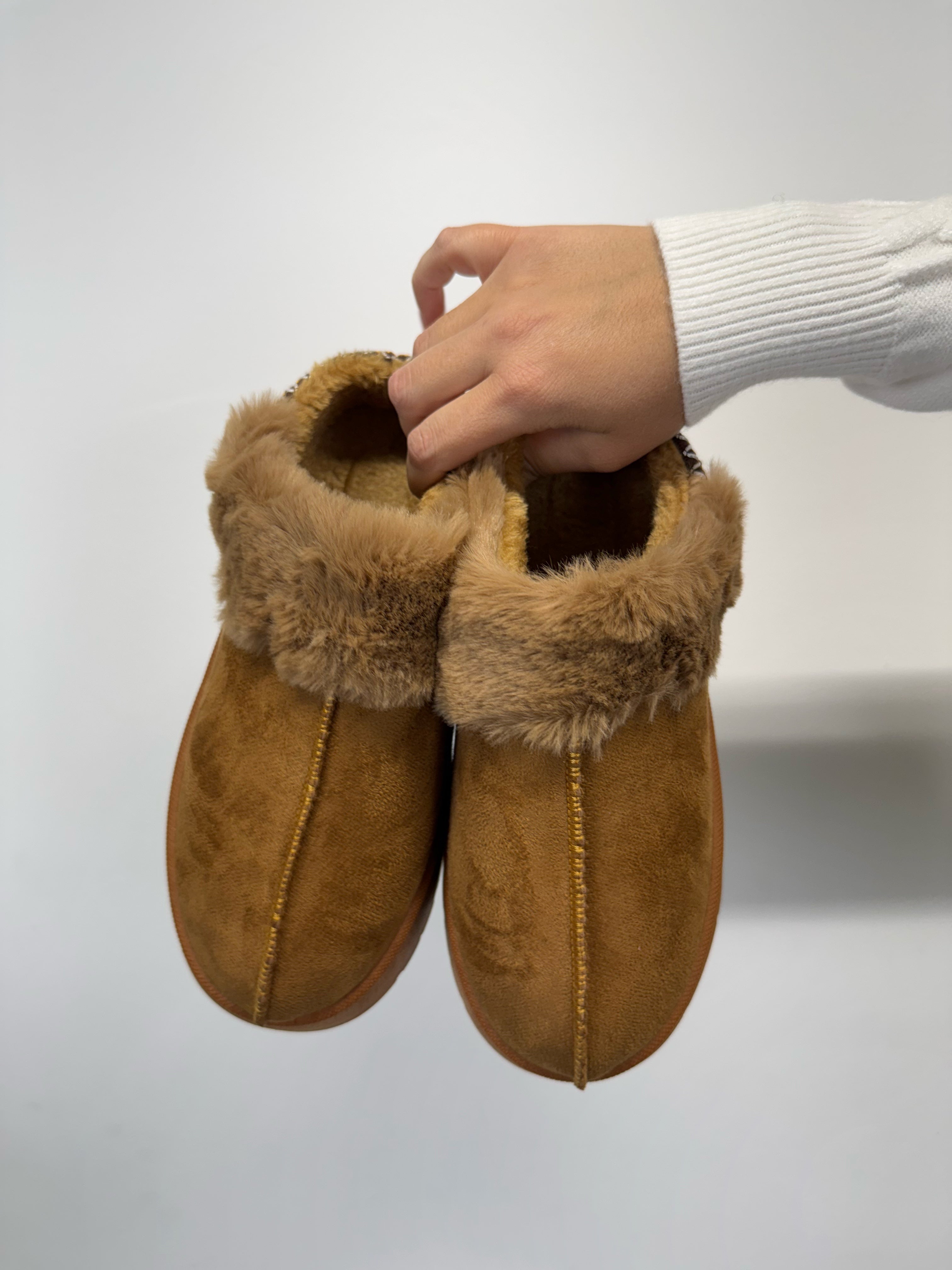 Ciabatta con pelo camel