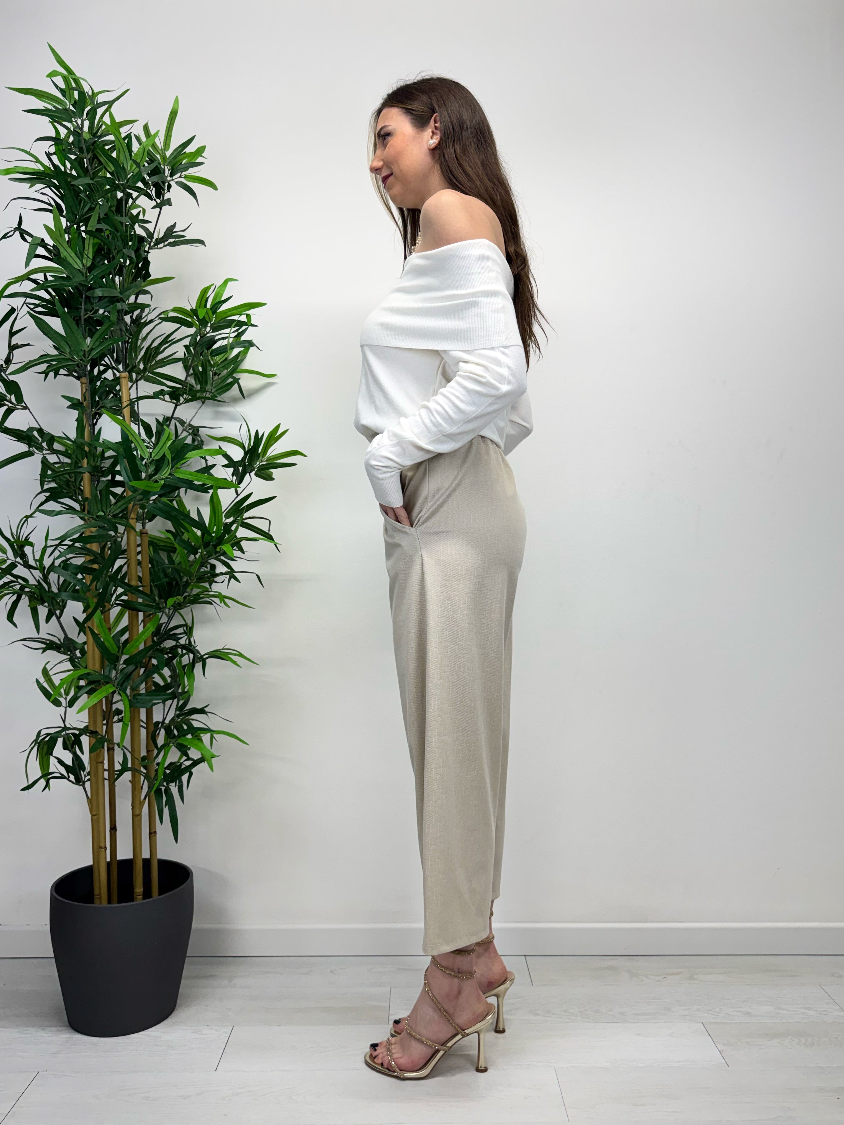 Pantaloni carrot beige