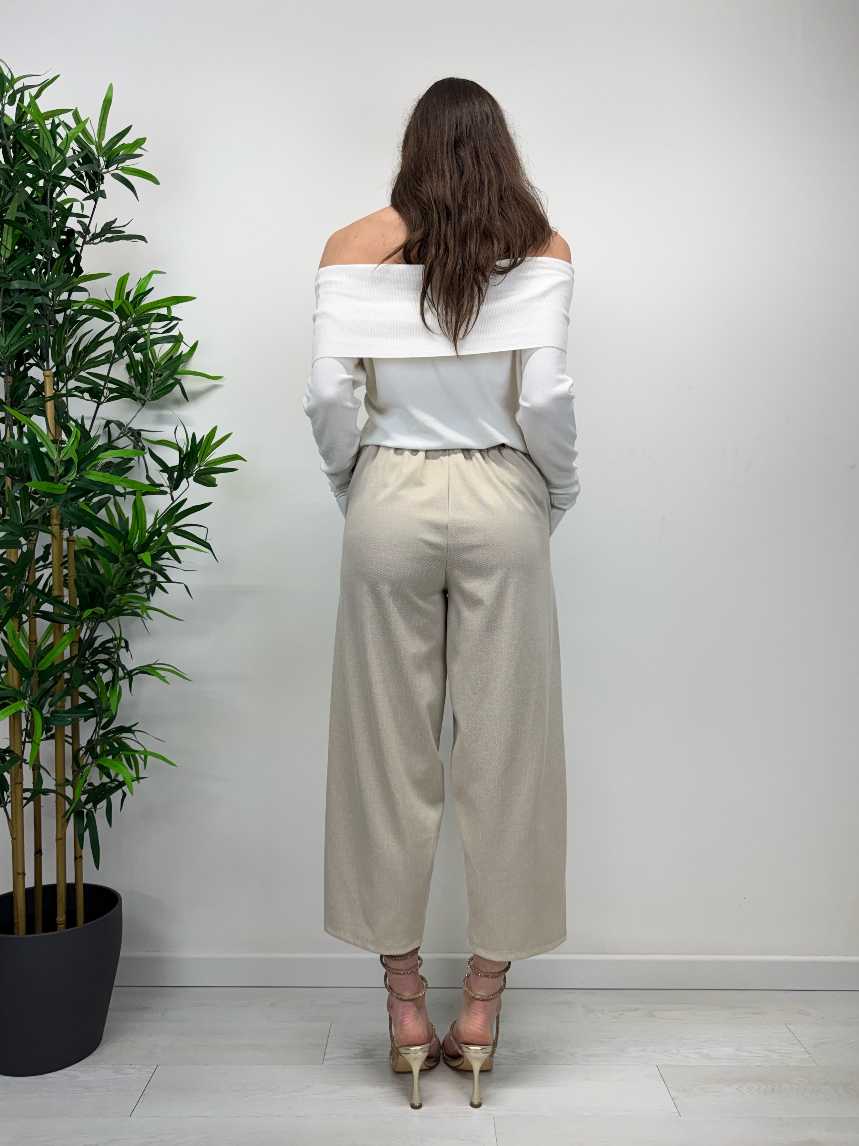 Pantaloni carrot beige