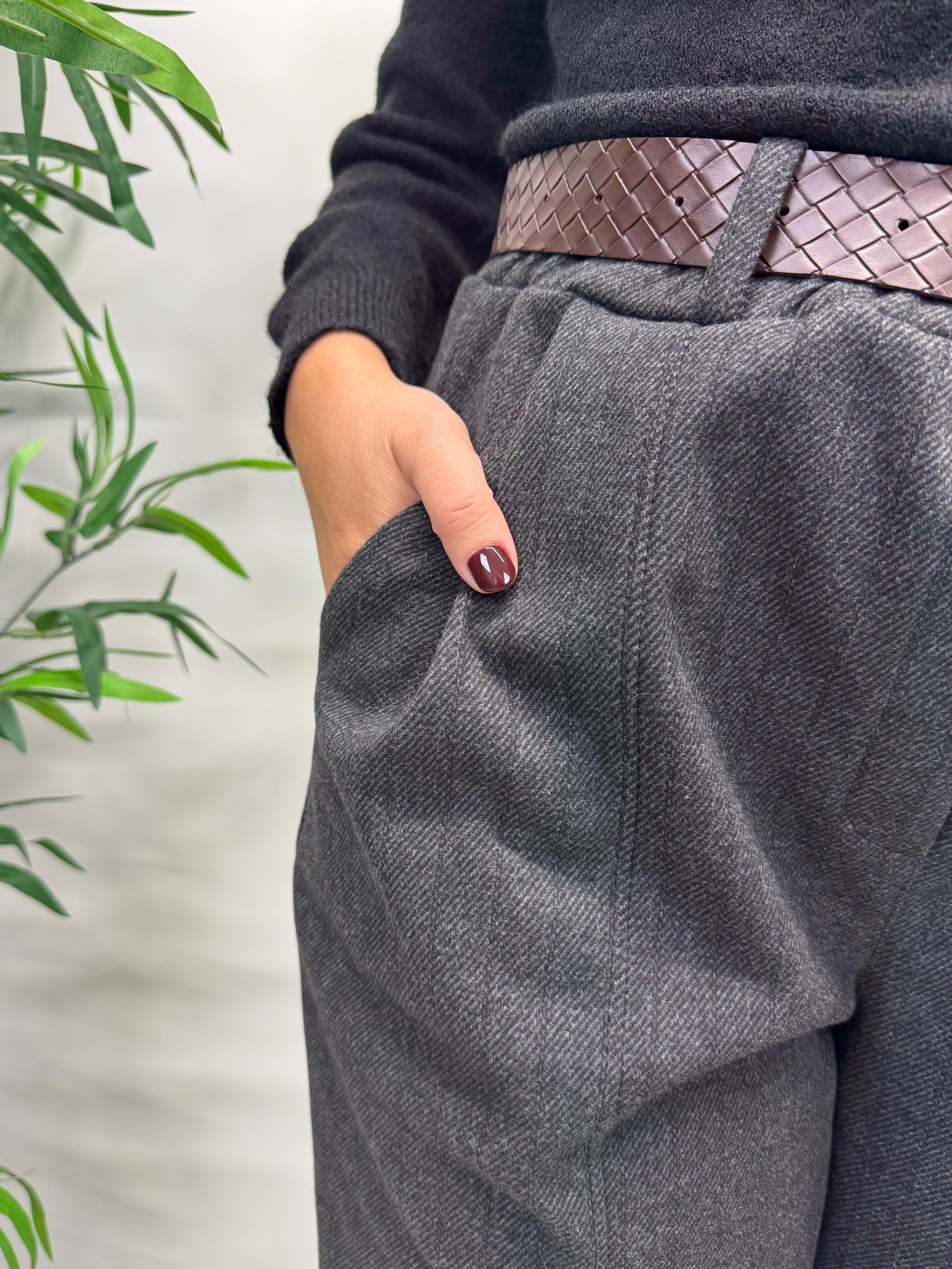 Pantaloni barrel spigati antracite