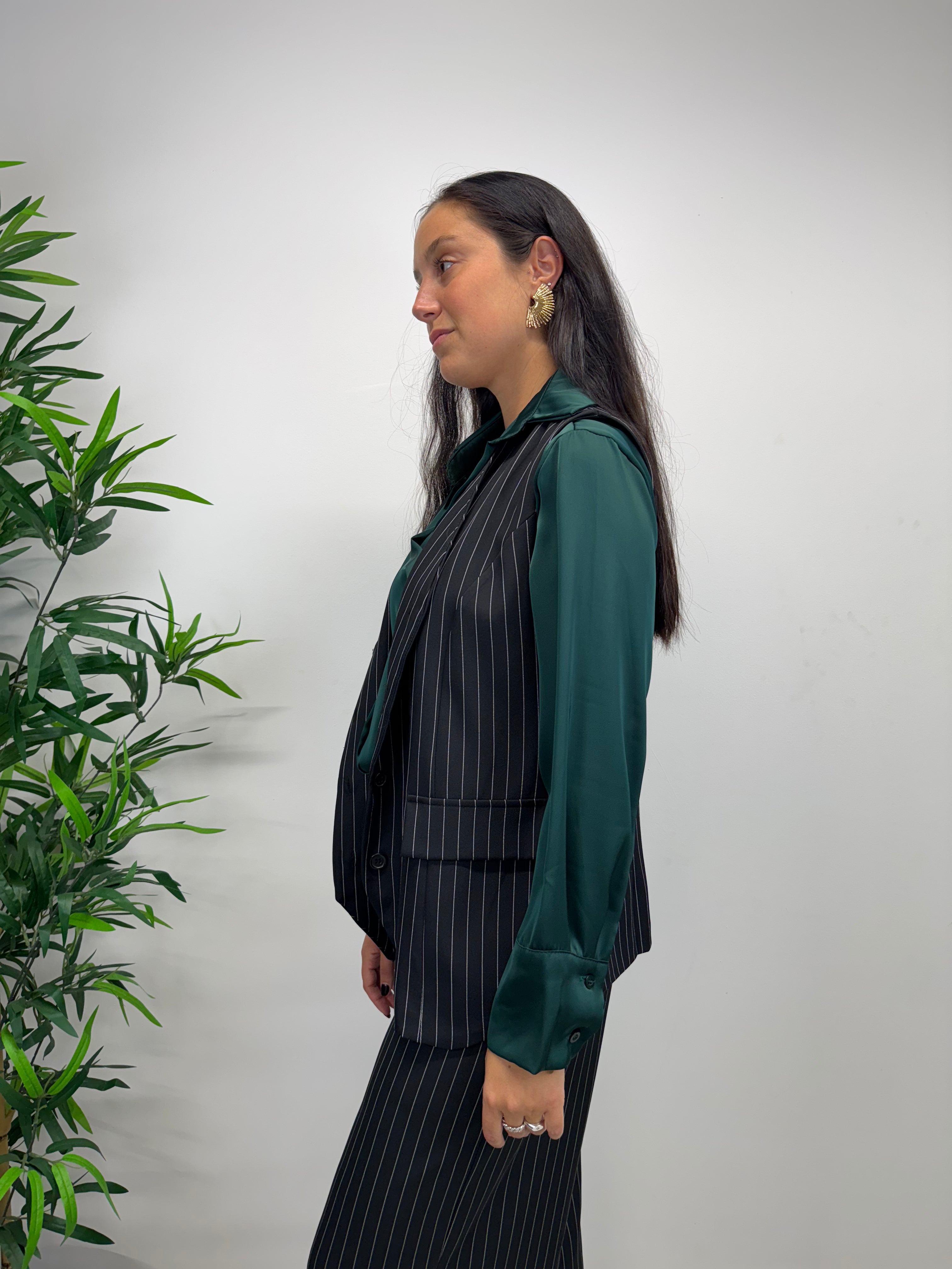 Gilet over NY nero
